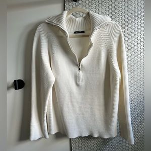 Stretchy knit half zip sweater. Super cute and in great condition.